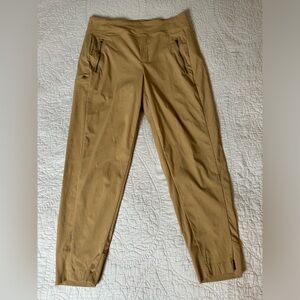 Athleta Trekkie North High Rise Jogger | Tan | Size: 8P